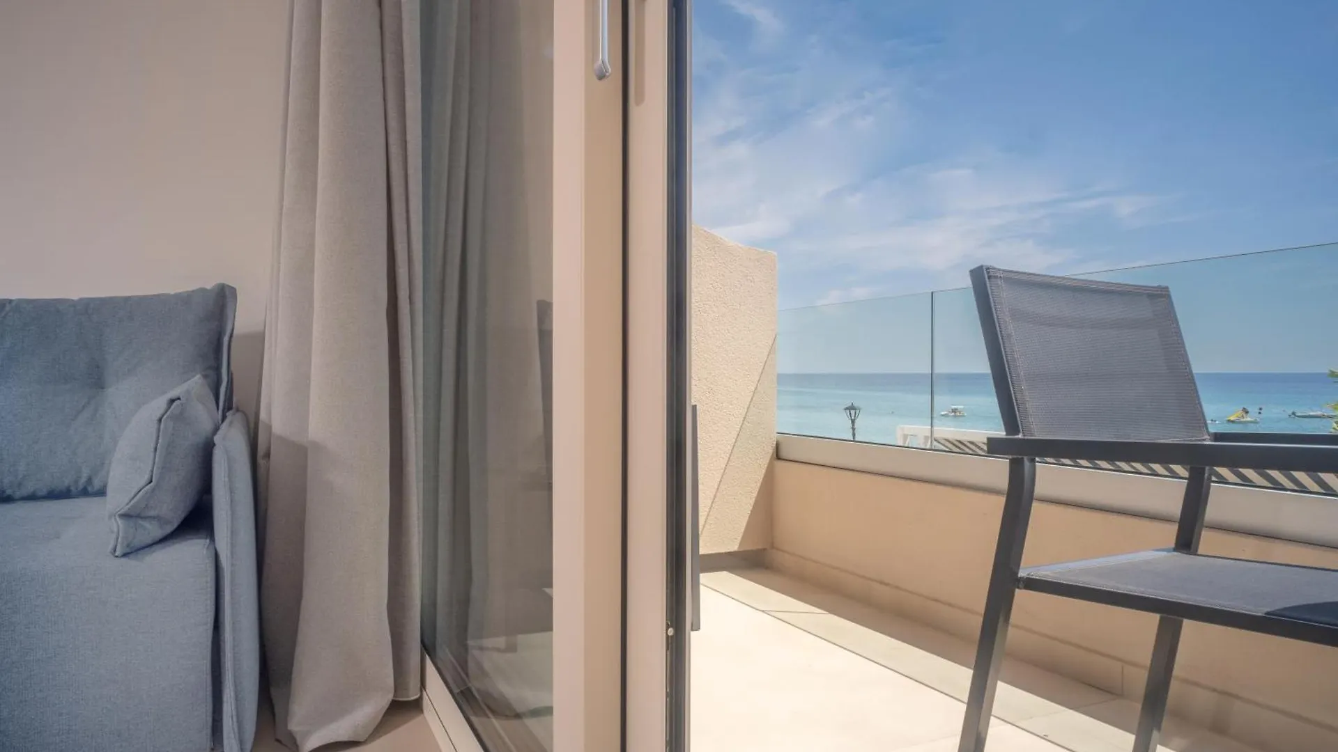 Appartement Kyparissis First Class Kalandra Grèce