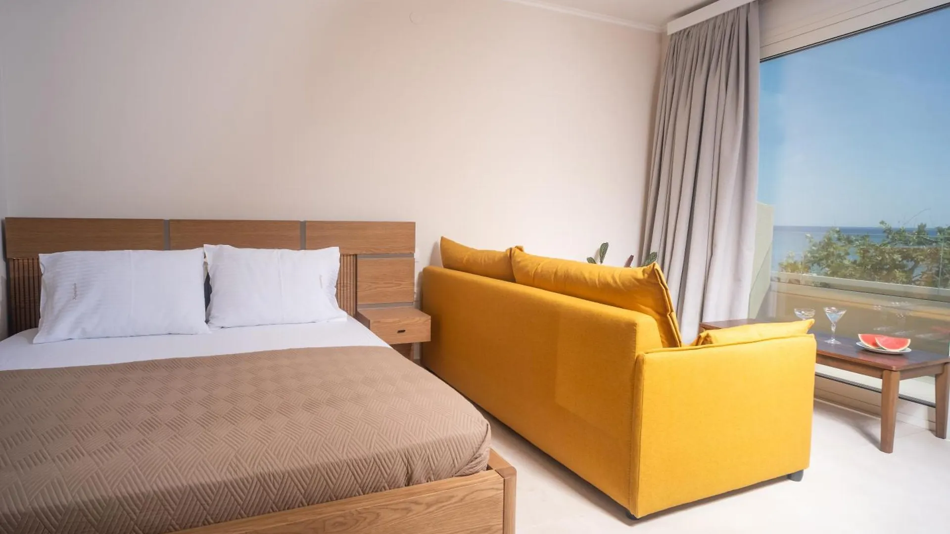 Kyparissis First Class Kalandra Apartment